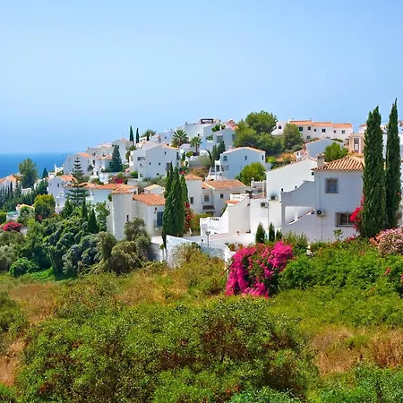 Center - Happy Nerja