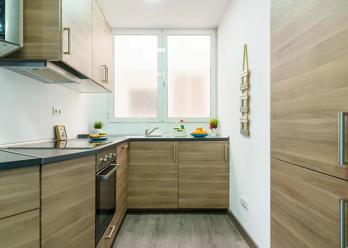 Center - Happy Nerja